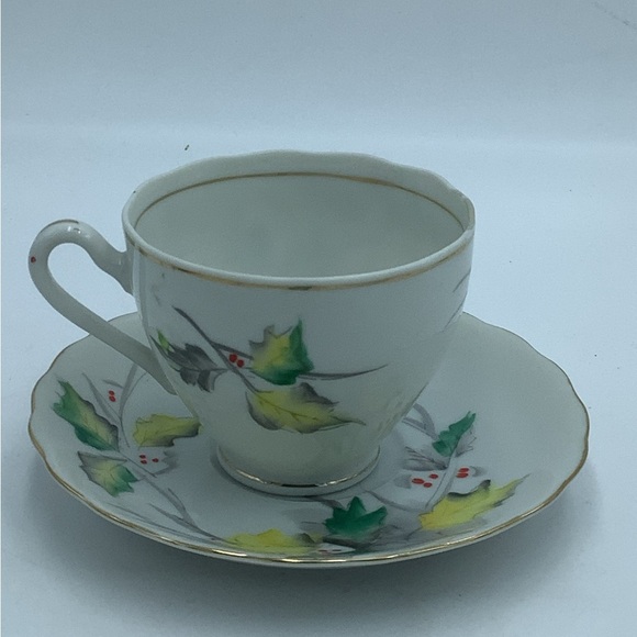 Kasuga Ware Japan Hand Painted Fine China Holly Teacup and Saucer - Picture 2 of 8